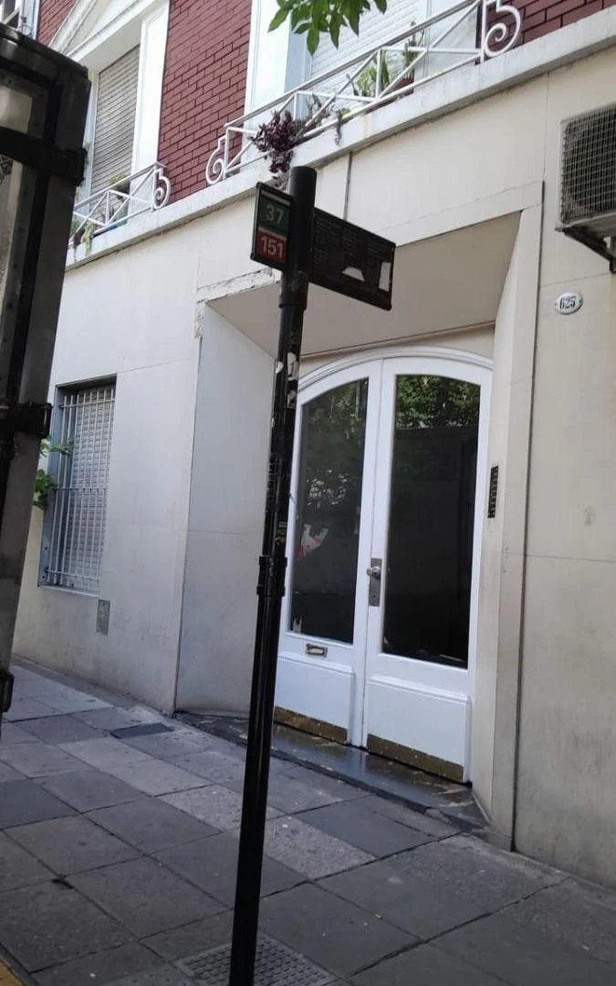 EXCELENTE DEPARTAMENTO AMOBLADO , INMEJORABLE UBICACION