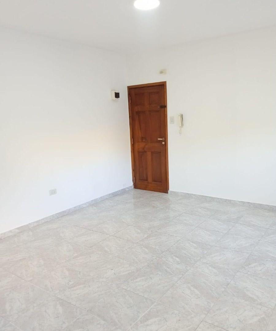 Foto de ALQUILER DEPARTAMENTO 3 AMBIENTES AVELLANEDA EXELENTE ESTADO, imagen 5
