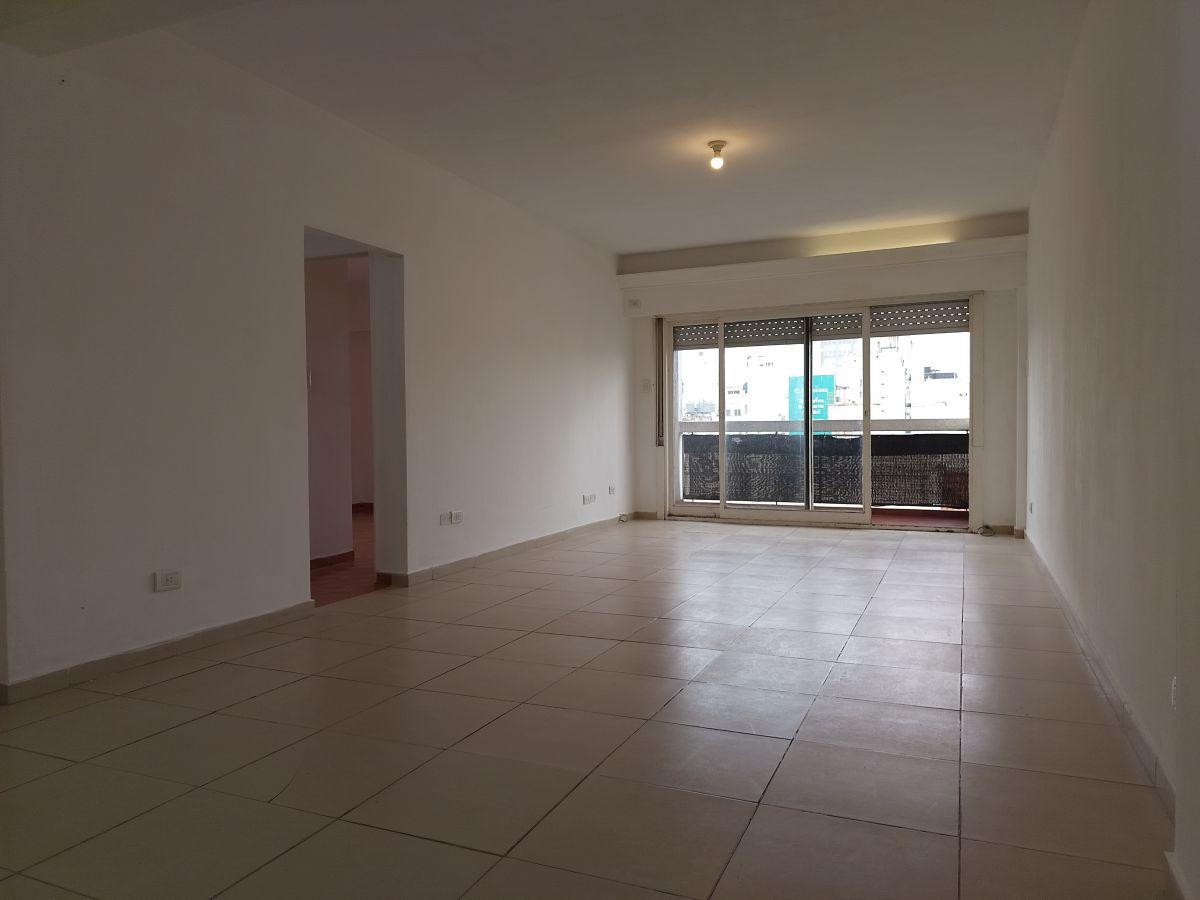 Foto de Departamento con 51 m² y 2 habitaciones en alquiler en Monserrat, imagen 2