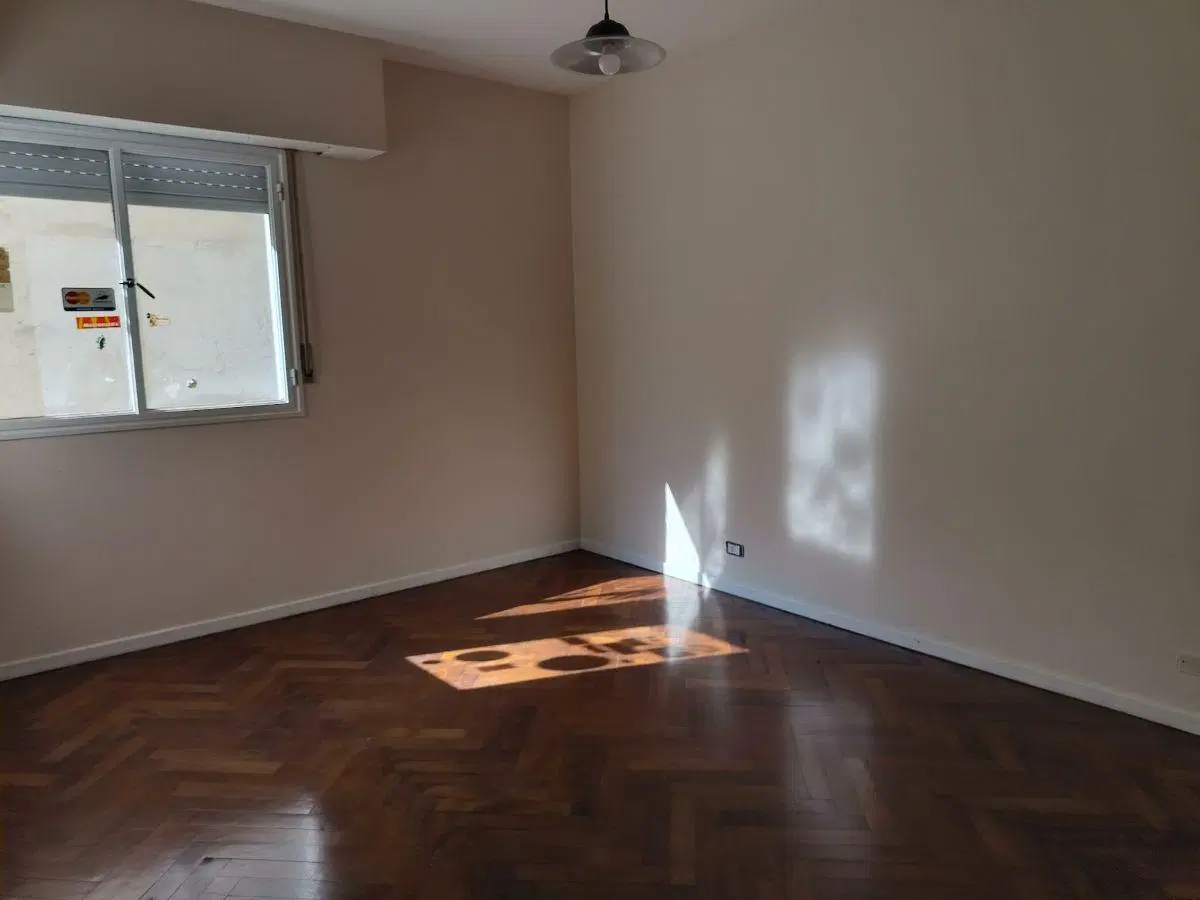 Departamento tres ambientes en Alquiler de 45 m2 en Microcentro 4