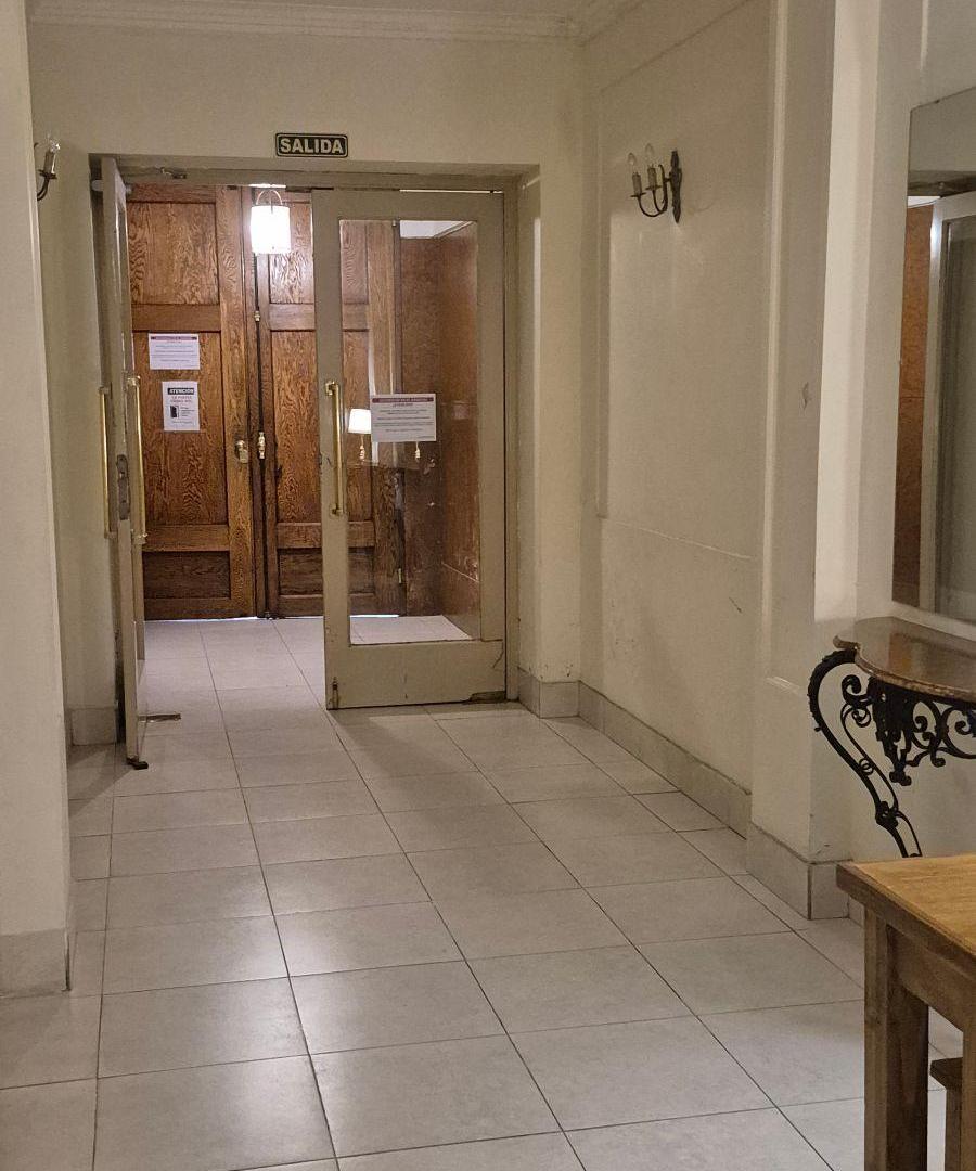 Foto de Departamento en venta de 32 m², dos ambientes, planta baja en Recoleta., imagen 1