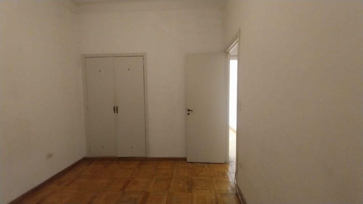 Foto de Departamento de 62 m² con 2 dormitorios en venta en Monserrat, imagen 1
