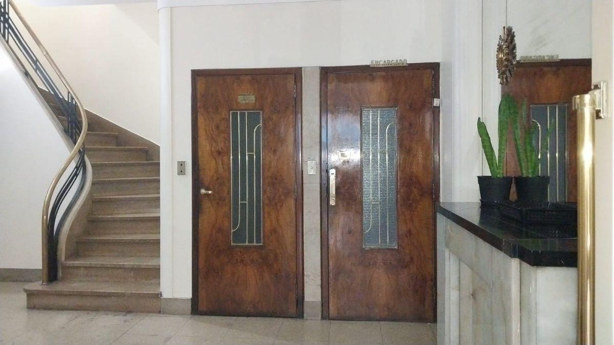 Foto de Departamento de 25 m² con 1 ambiente en venta en Monserrat, imagen 1