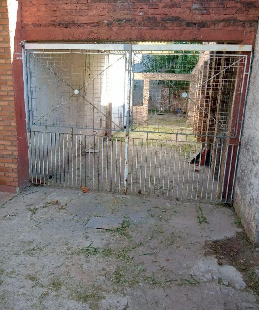 Foto de Casa en Ezpeleta 3 amb. entrada para coche y fondo libre, imagen 4