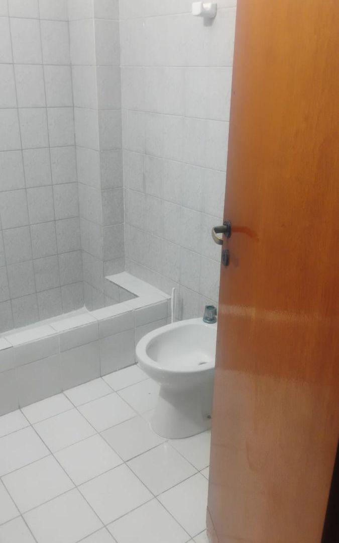 Foto de Alquiler Departamento 3 amb. con patio mts. Estacion Avellaneda, imagen 3