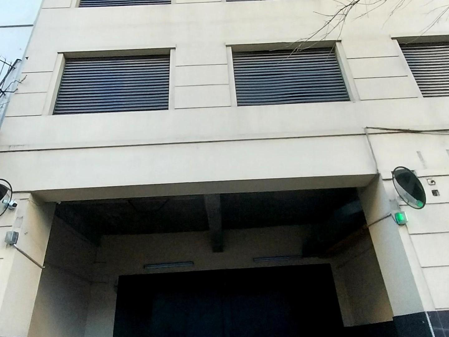 Foto de Cochera de 11 m² en venta en Monserrat, imagen 3