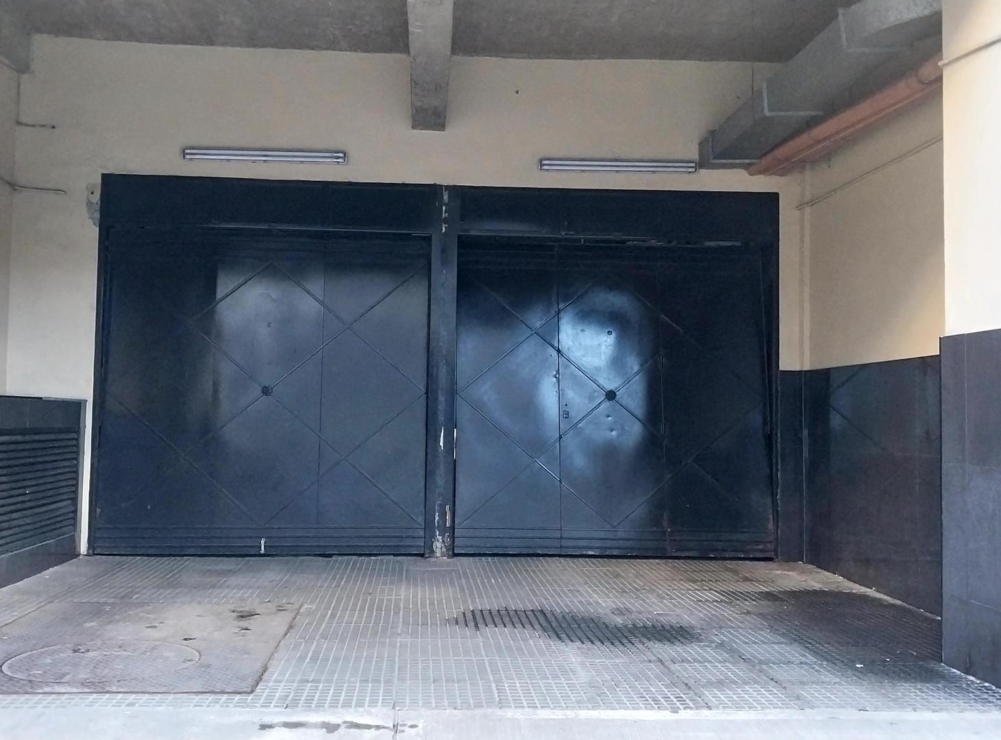 Foto de Cochera de 11 m² en venta en Monserrat, imagen 5