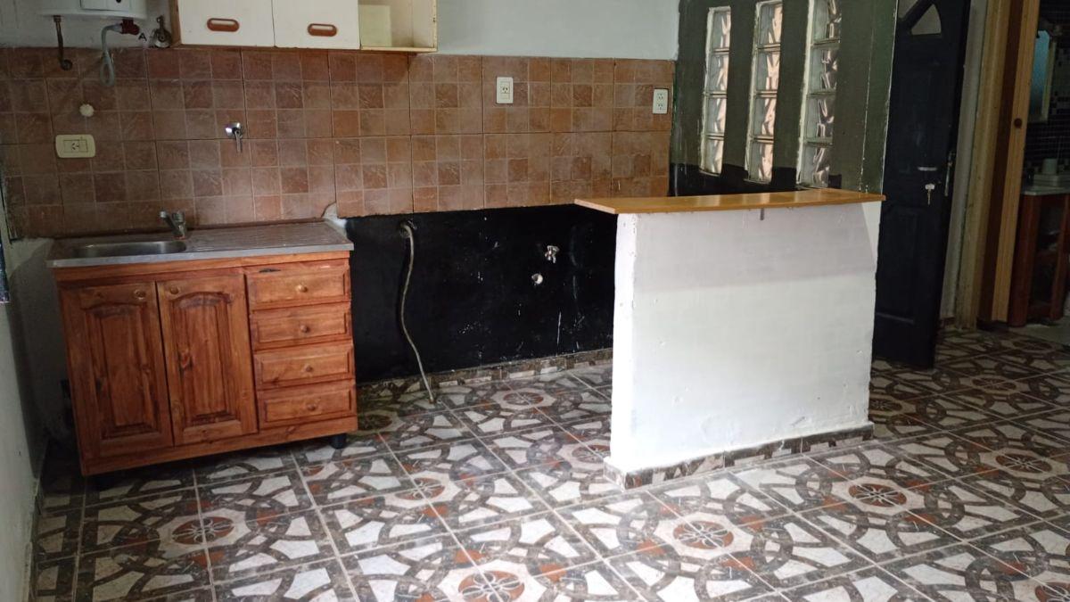 Foto de PH de 32 m² con 1 dormitorio en alquiler en Piñeyro, imagen 5