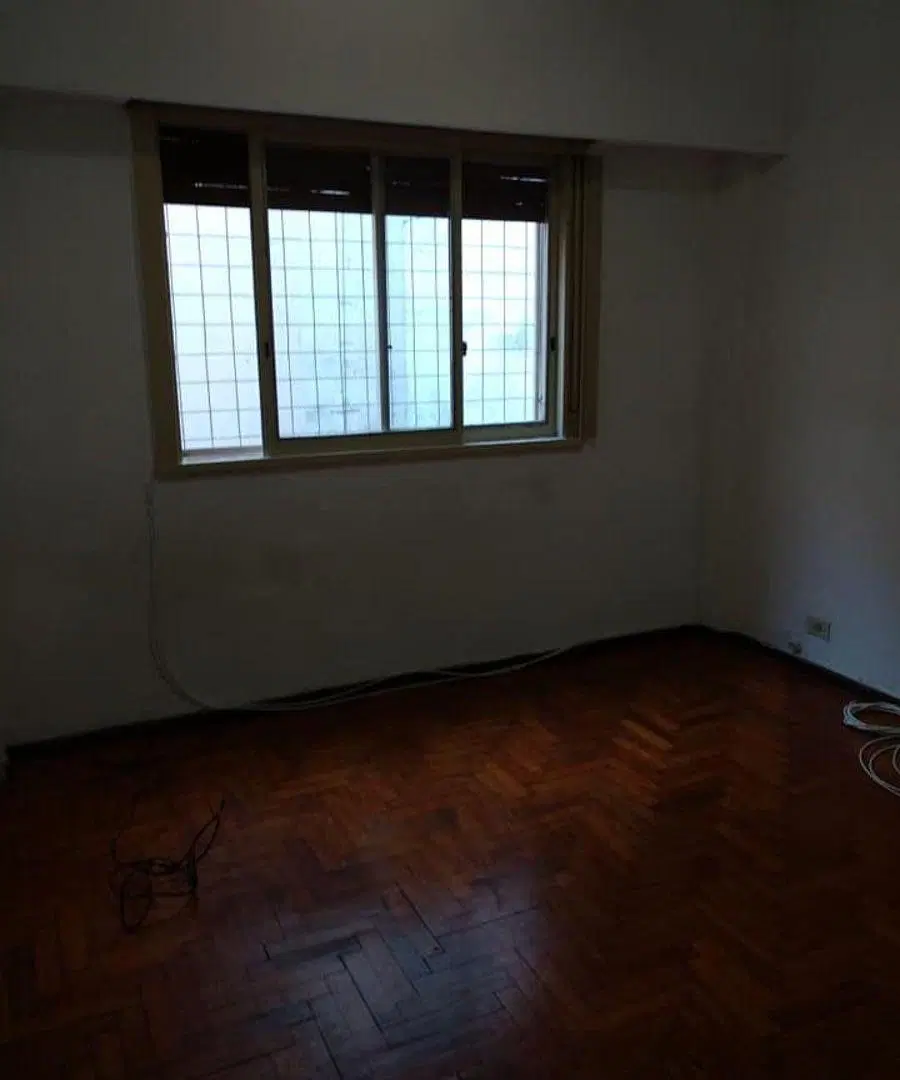 2 ambientes con gran cocina comedor. amplio espacio de guardado 4