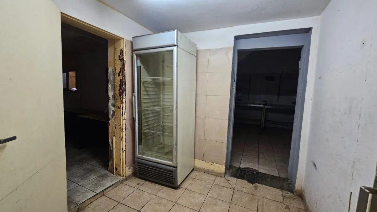 PH al FRENTE apto varios usos, local, deposito u otros usos comerciales o profesionales 1