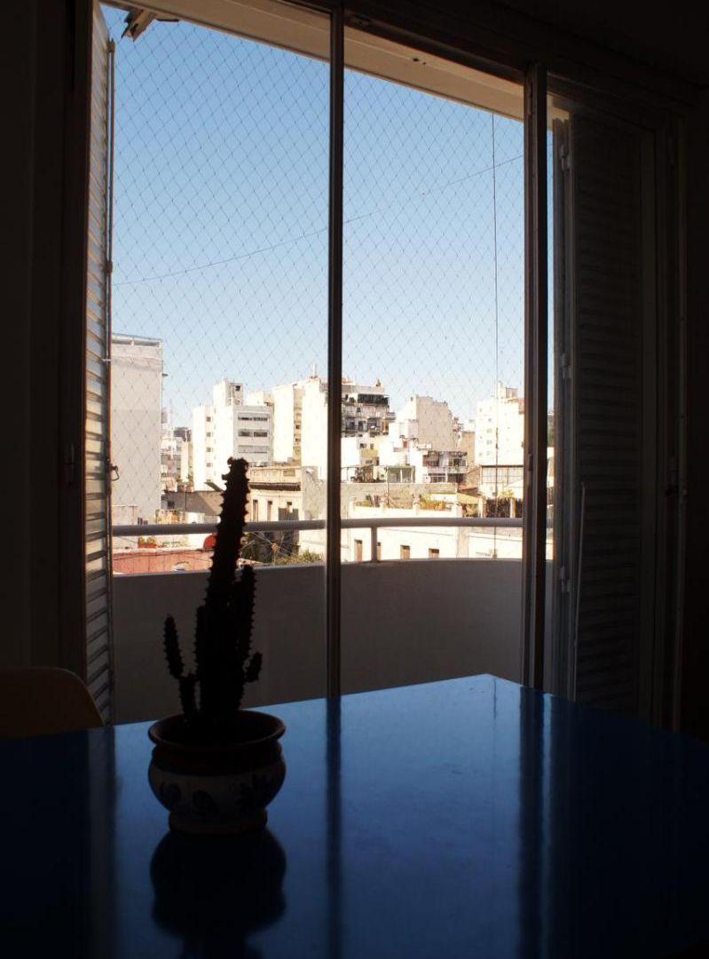 Foto de monoambiente techos altos reciclado muy luminoso, imagen 1