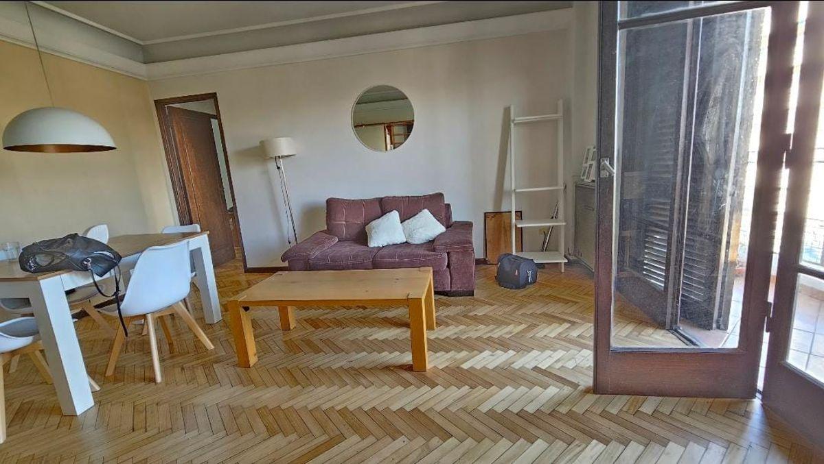 Foto de Departamento de 53 m² con 2 dormitorios en venta en Villa del Parque, imagen 2