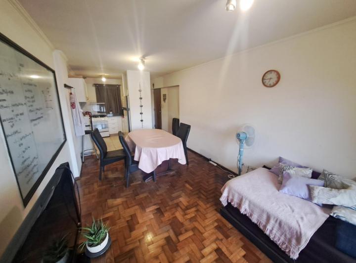 VENTA Departamento  Av. Poeta Lugones. Piso 8. Externo. Con balcón y vista al parque 3