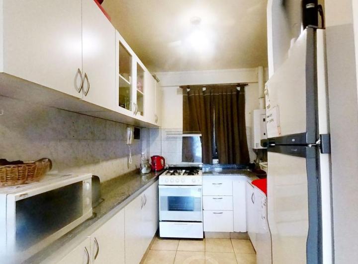 VENTA Departamento  Av. Poeta Lugones. Piso 8. Externo. Con balcón y vista al parque 1