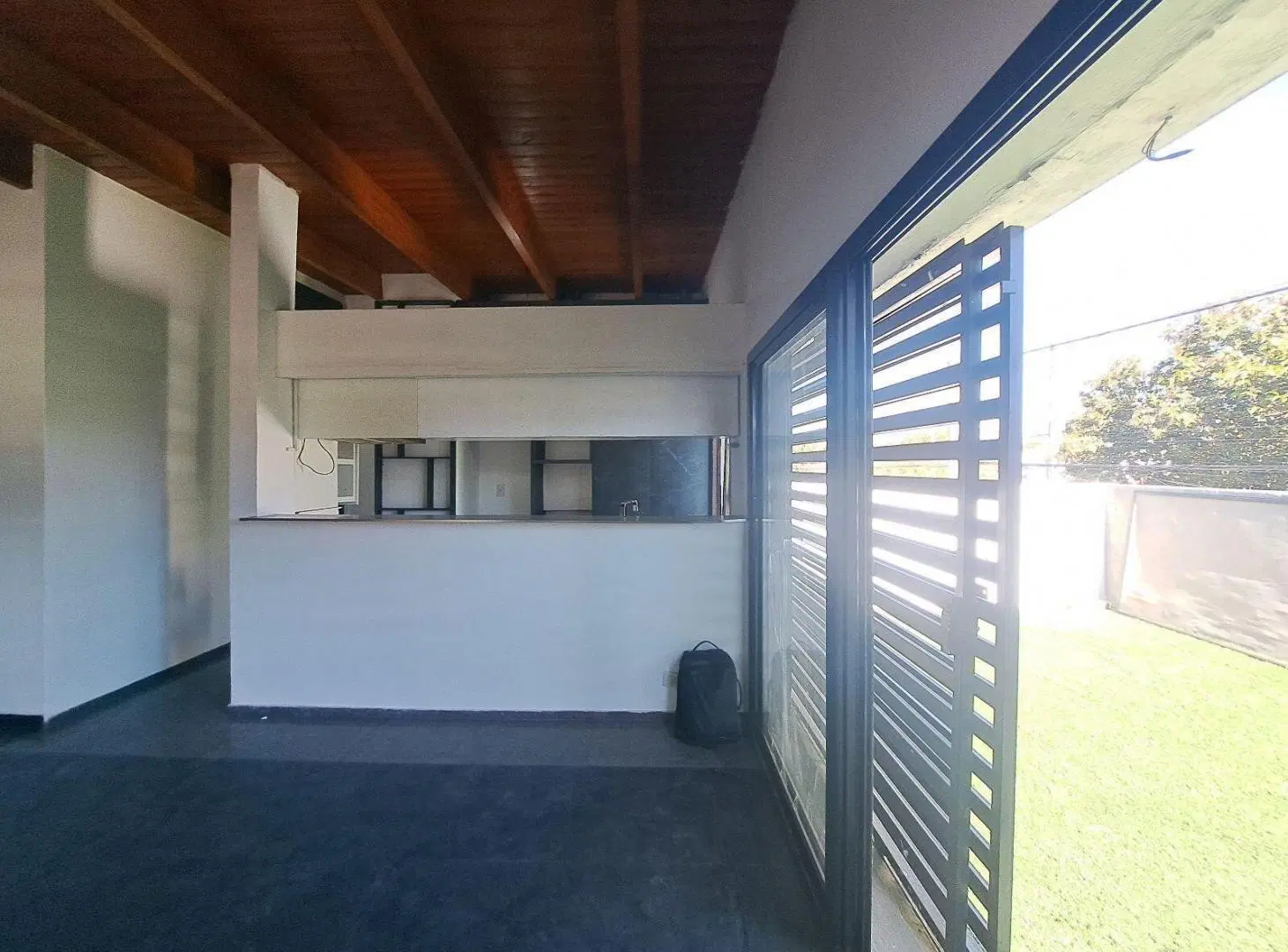 CLAUDIO CUENCA | AV CARAFFA | VILLA CABRERA 5