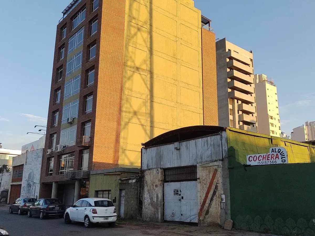 COSTANERA   |   AVELLANEDA 5