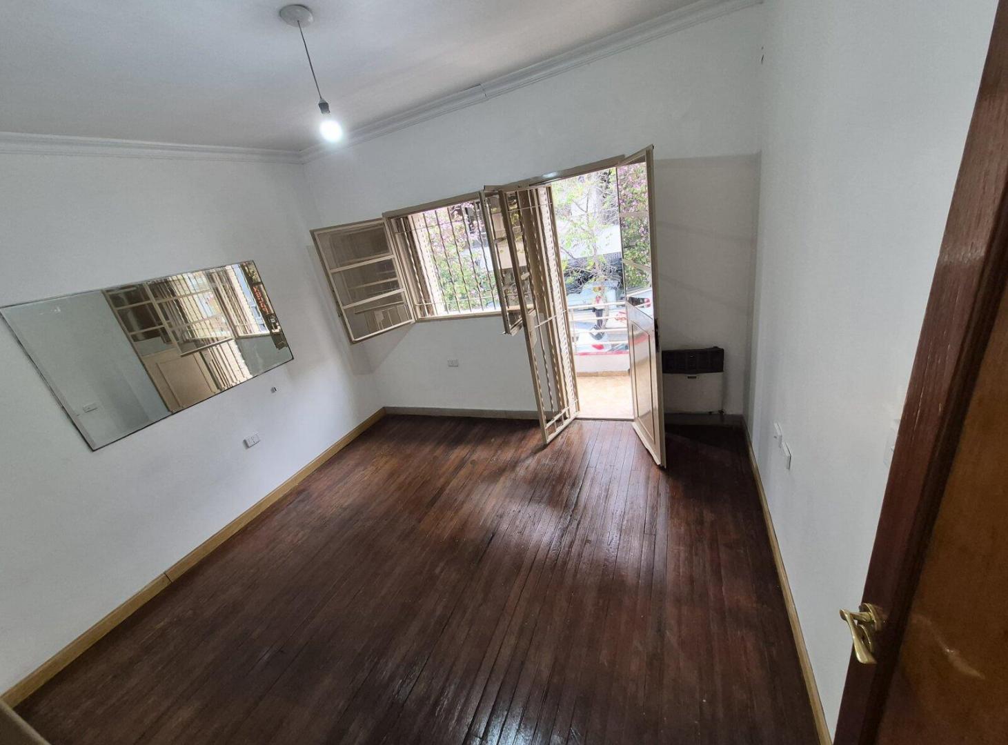 Foto de LAPRIDA 212 VELEZ SARFIELD GUEMES, imagen 5