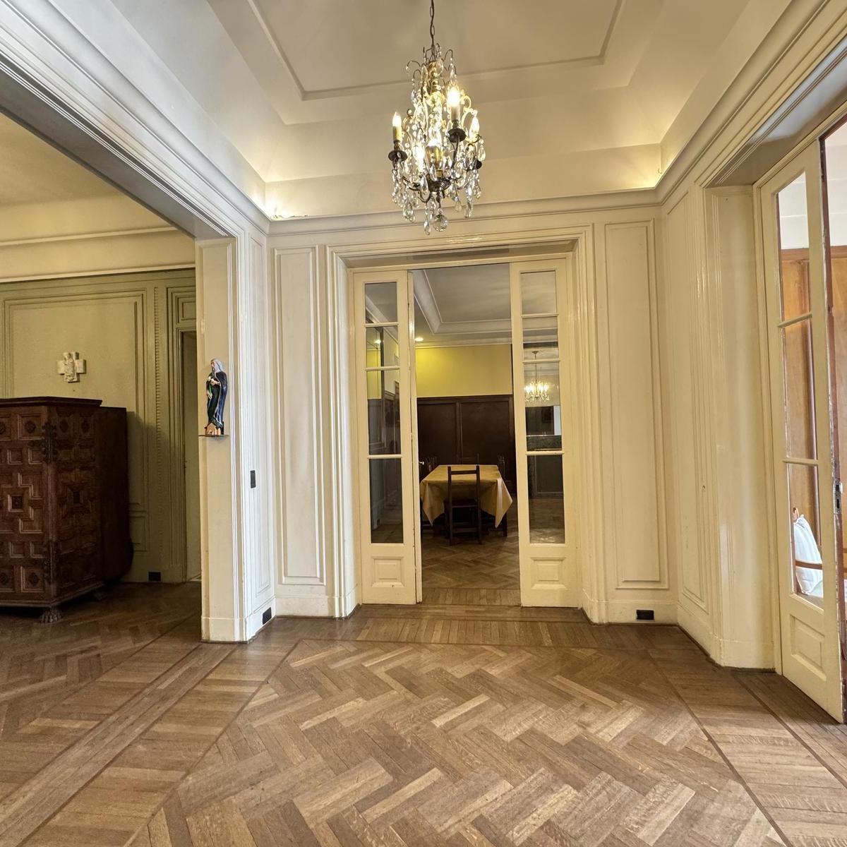 Venta: Piso de Categoría · Estilo Art Déco · Recoleta · 8 Ambientes · Terraza · Baulera 4