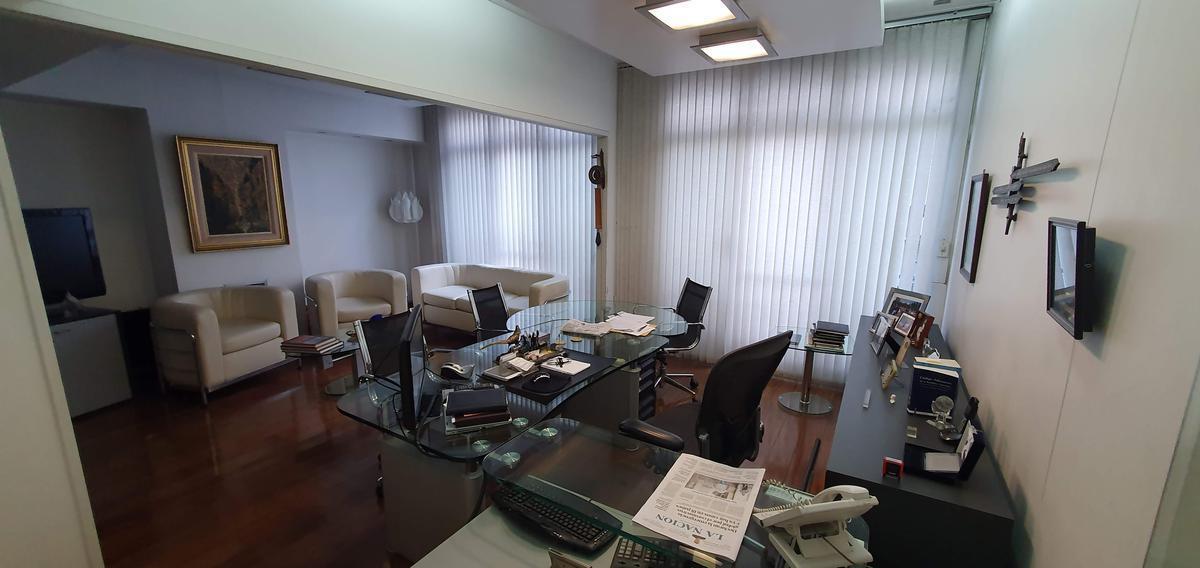 Venta · Oficina 660 m² · 6 Cocheras Fijas Cubiertas 3