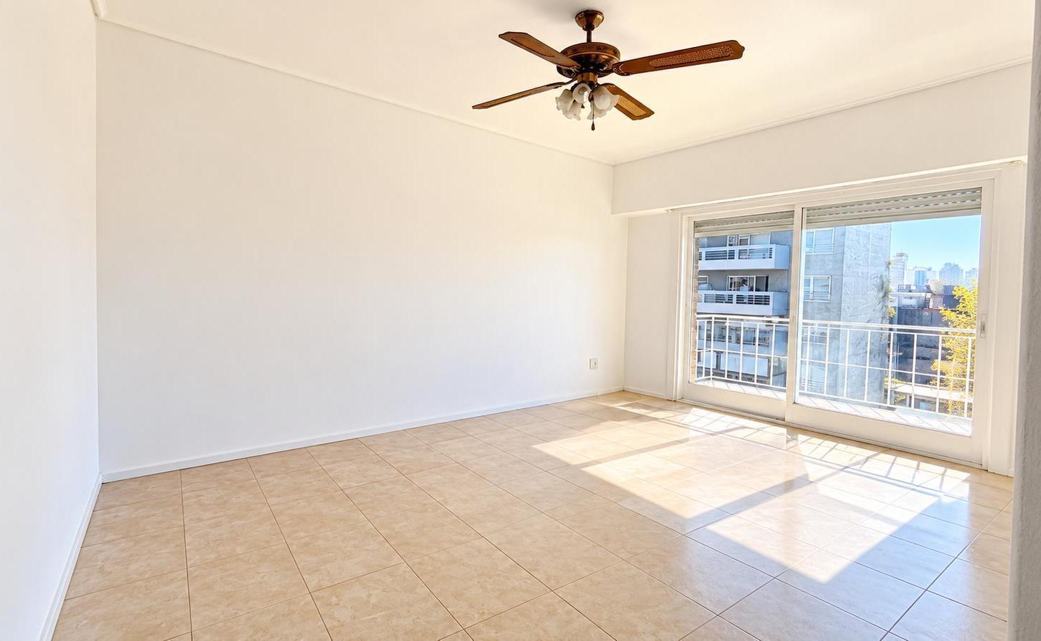 Foto de Monoambiente en venta en Constitución - Luminoso, imagen 2