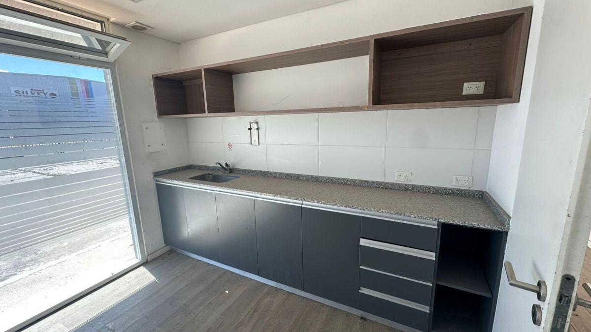 Foto de Nave industrial en alquiler de 10.400m2 ubicada en el Polo Ezeiza, imagen 3