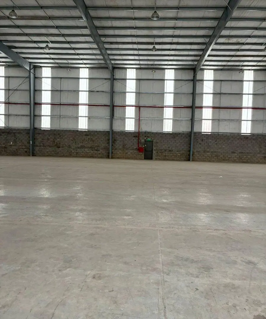 Nave industrial en alquiler de 2500m2 ubicado en Polo Ezeiza 4