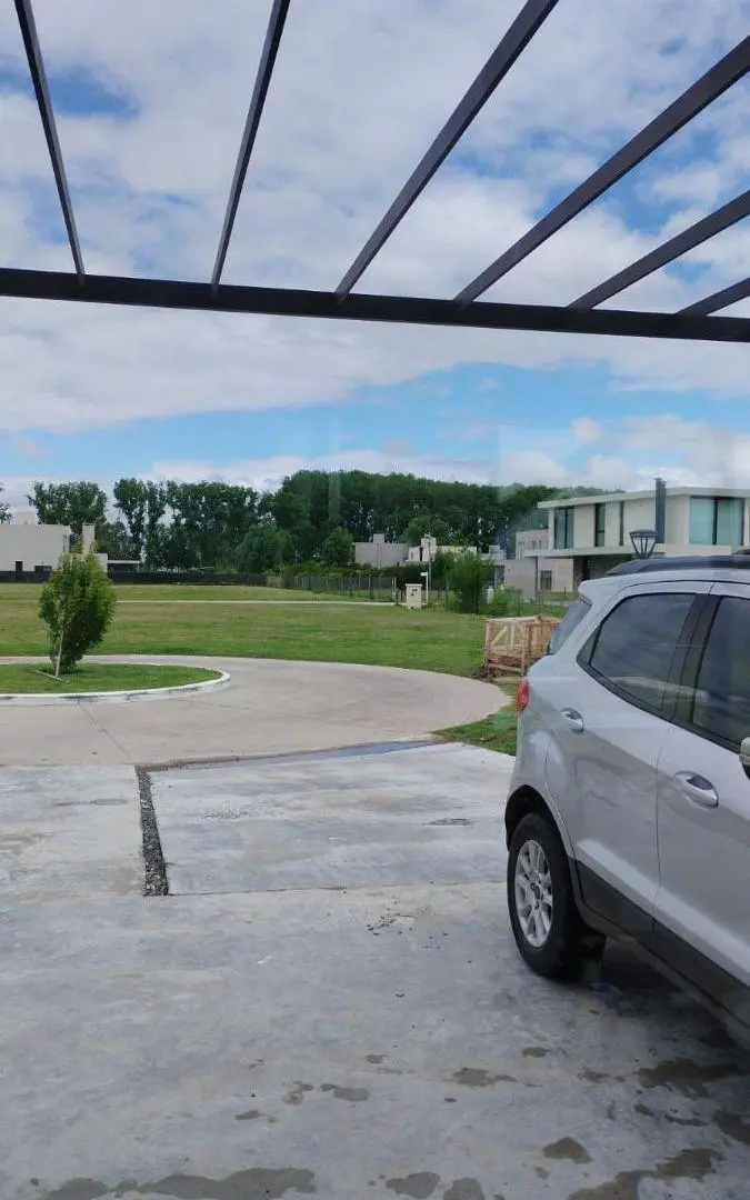 CASA A ESTRENAR EN VENTA BARRIO LA ALAMEDA CANNING 2