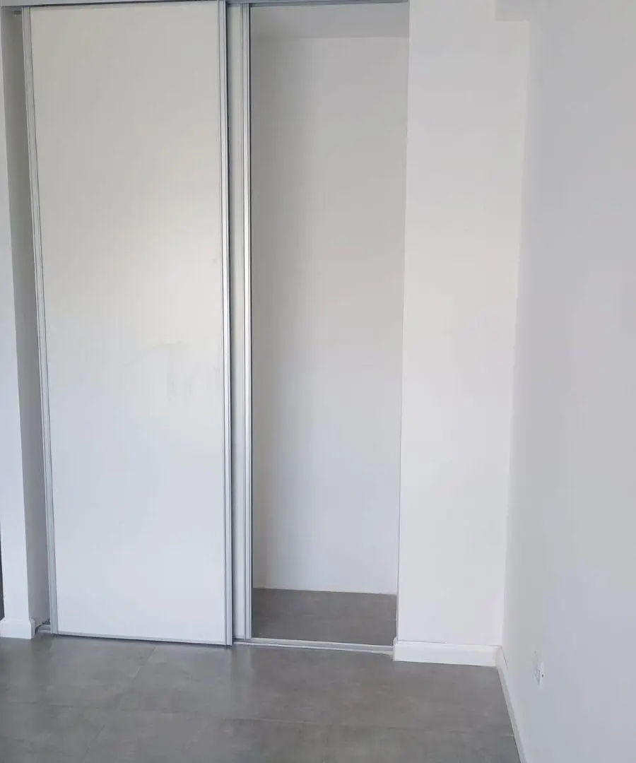 Departamento de 2 ambientes a estrenar en Canning Center 5