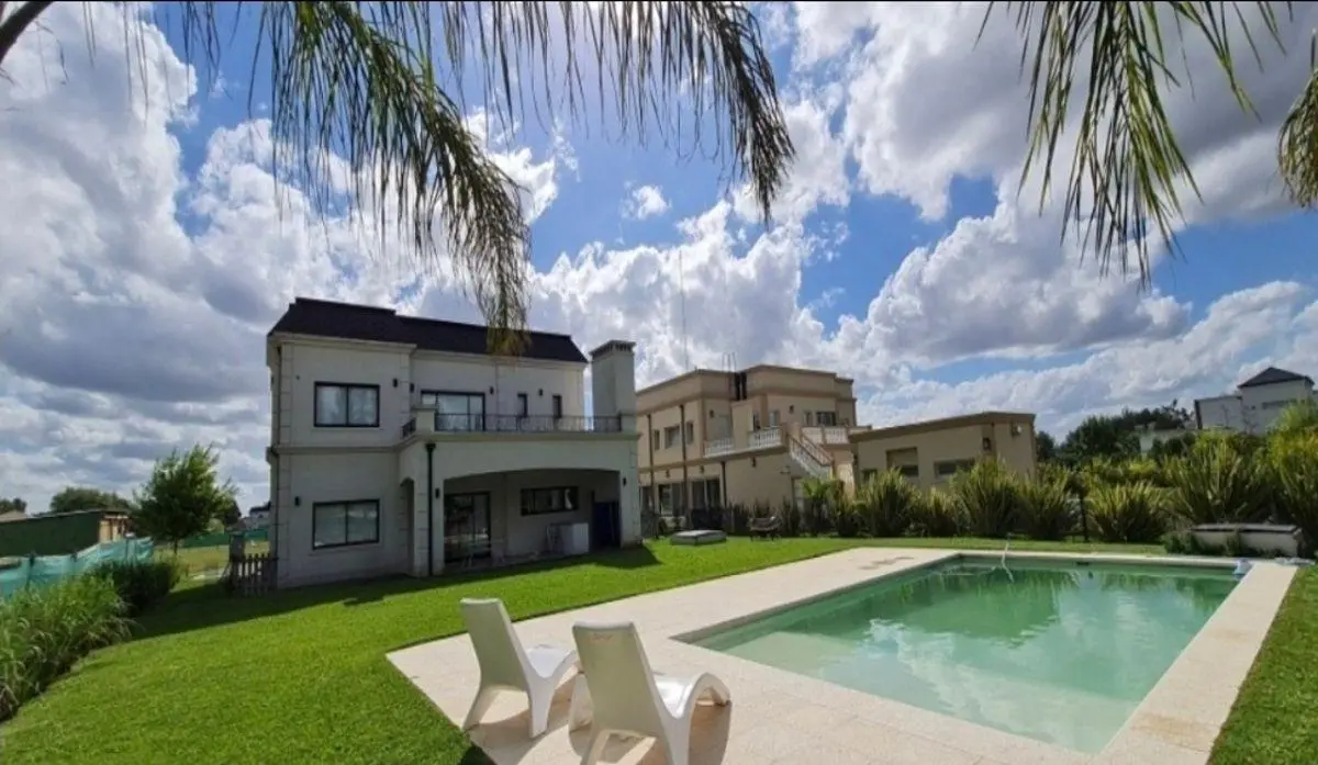 Casa En Alquiler Anual Terralagos Canning 1