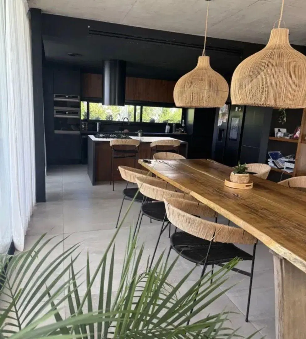 PROPIEDAD A LA VENTA EN BARRIO LA HORQUETA DE ECHEVERRIA 4