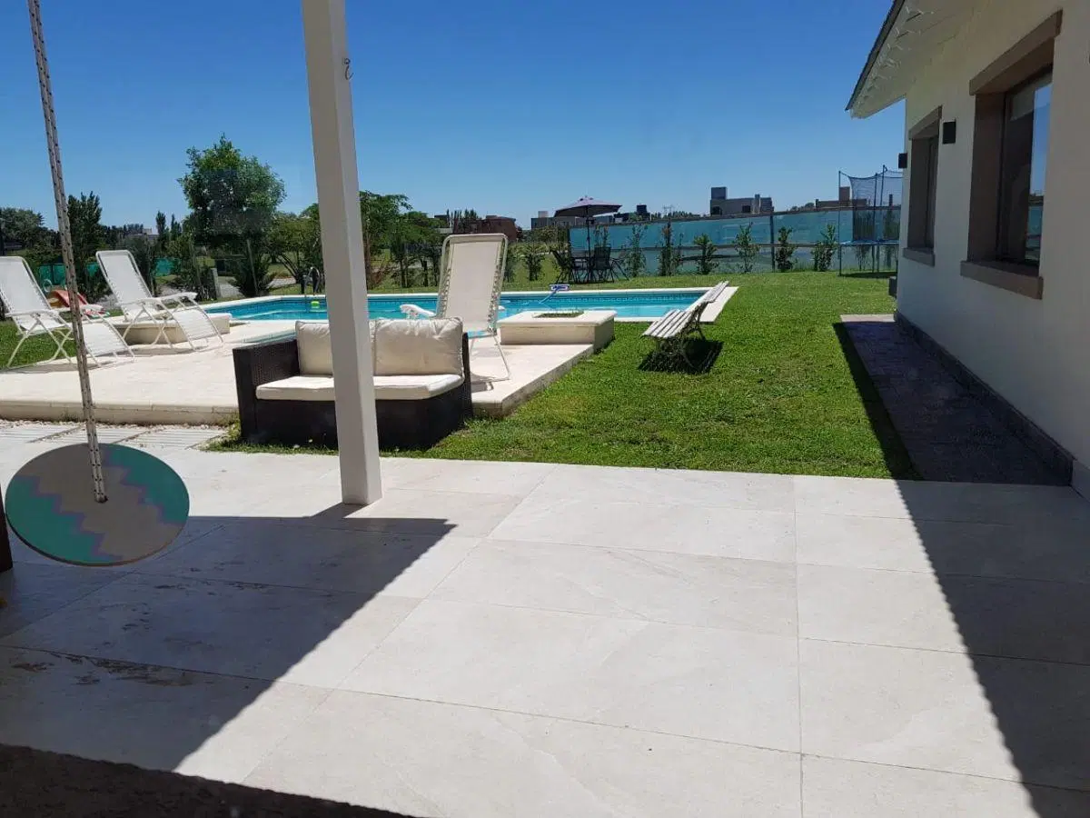 Casa en alquiler en Cruz del Sur Canning 5
