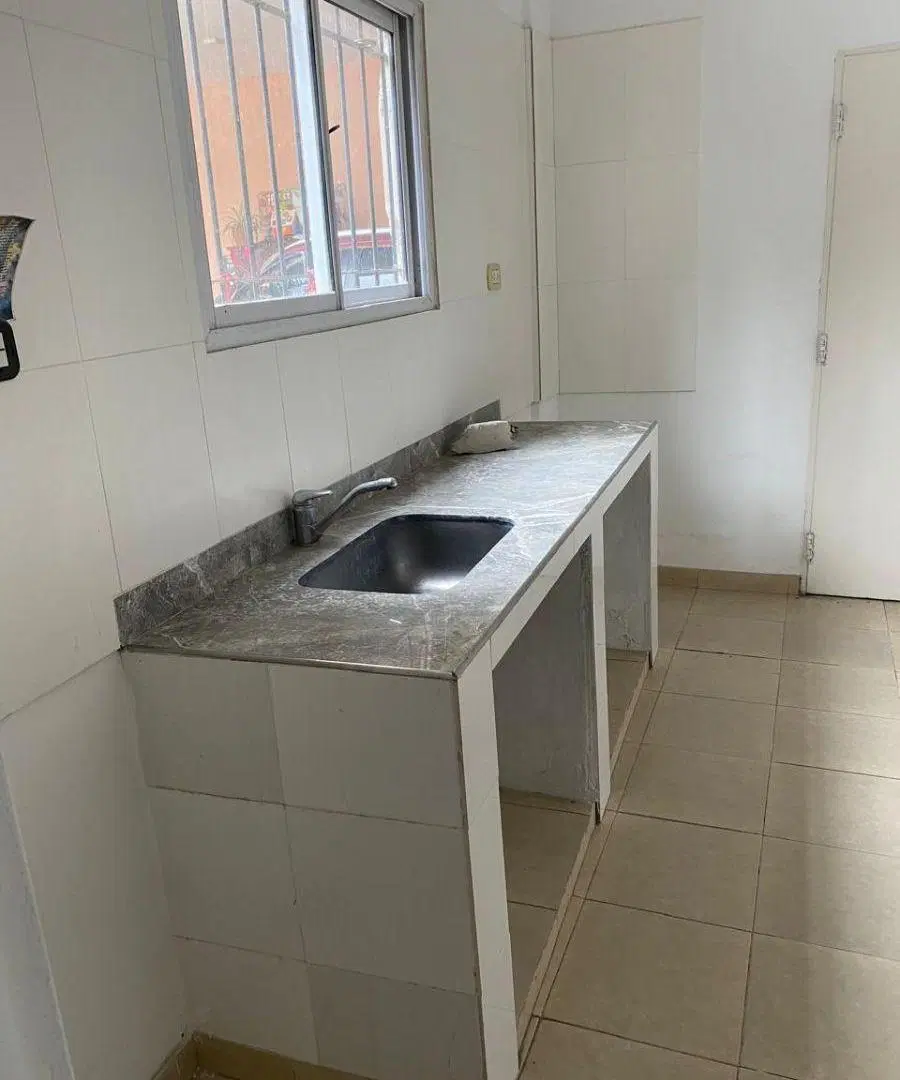Local comercial en alquiler ubicado en Canning 3