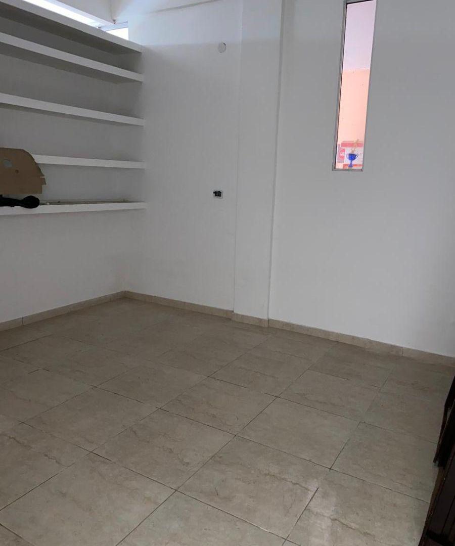 Foto de Local comercial en alquiler ubicado en Canning, imagen 1