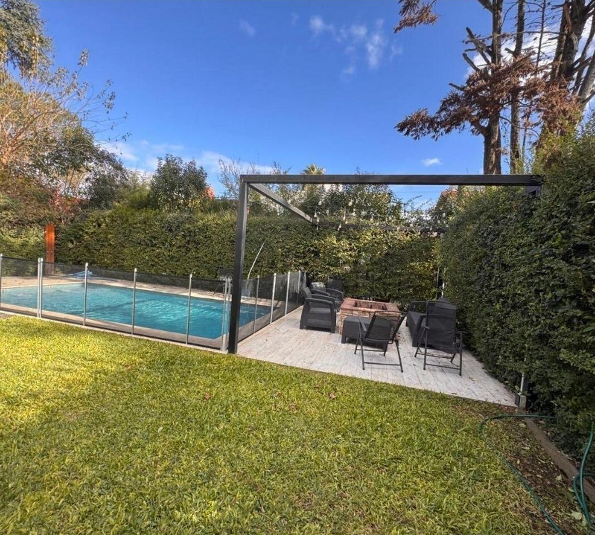 Hermosa casa en venta ubicada en el exclusivo Country El Venado Canning