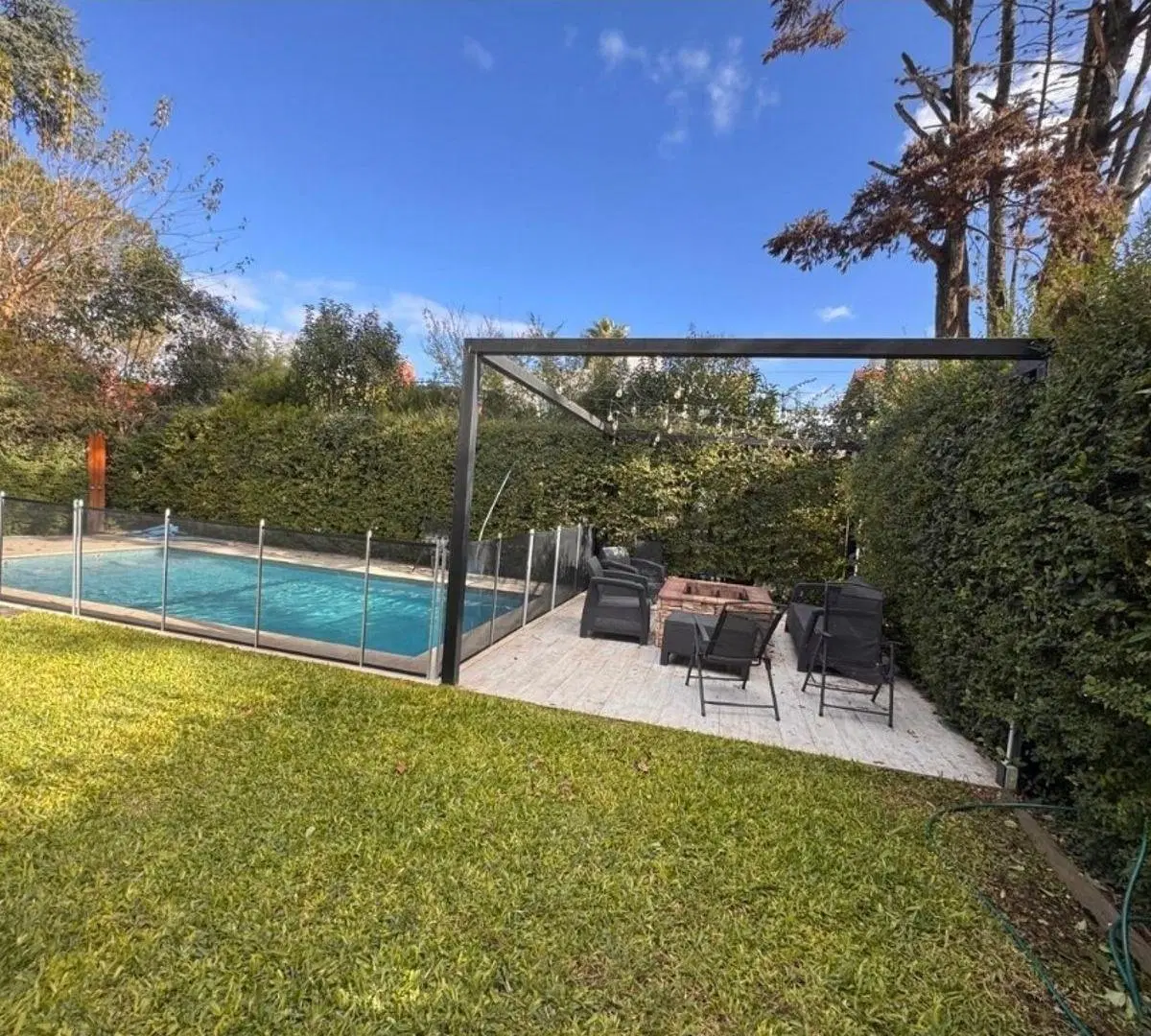 Hermosa casa en venta ubicada en el exclusivo Country El Venado Canning 1