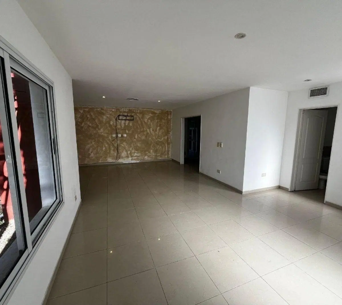 Casa en alquiler en Los Rosales Canning 1