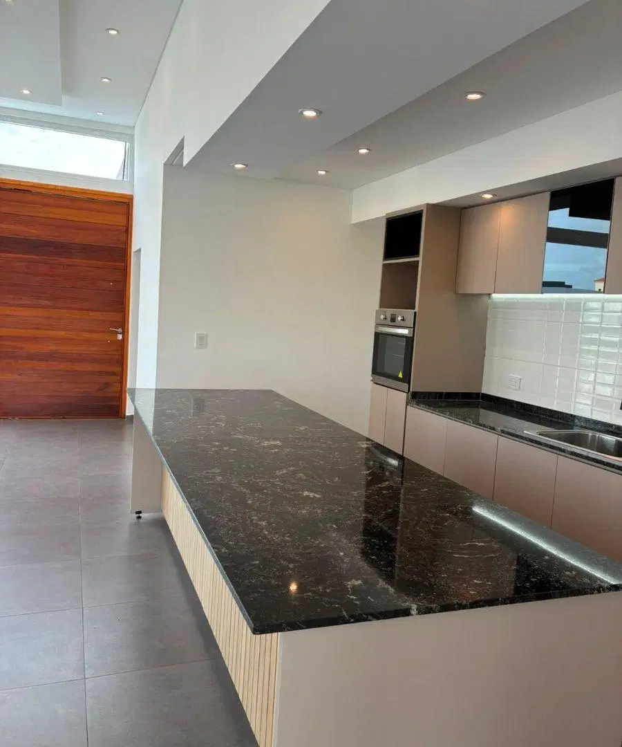 Casa en venta en el barrio San Felipe Canning 4