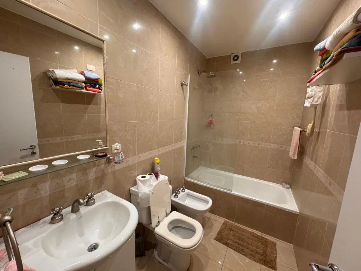 Departamento en venta c/ cochera en El Venado I 2