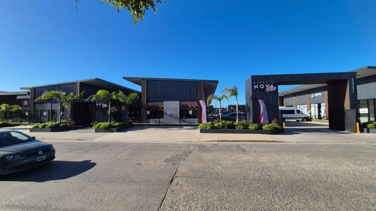 ALQUILER COMERCIAL EN CANNING ESPACIO NOVA SHOP 2