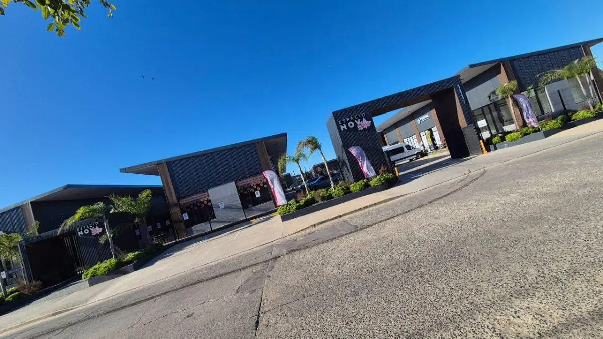 ALQUILER COMERCIAL EN CANNING ESPACIO NOVA SHOP 3