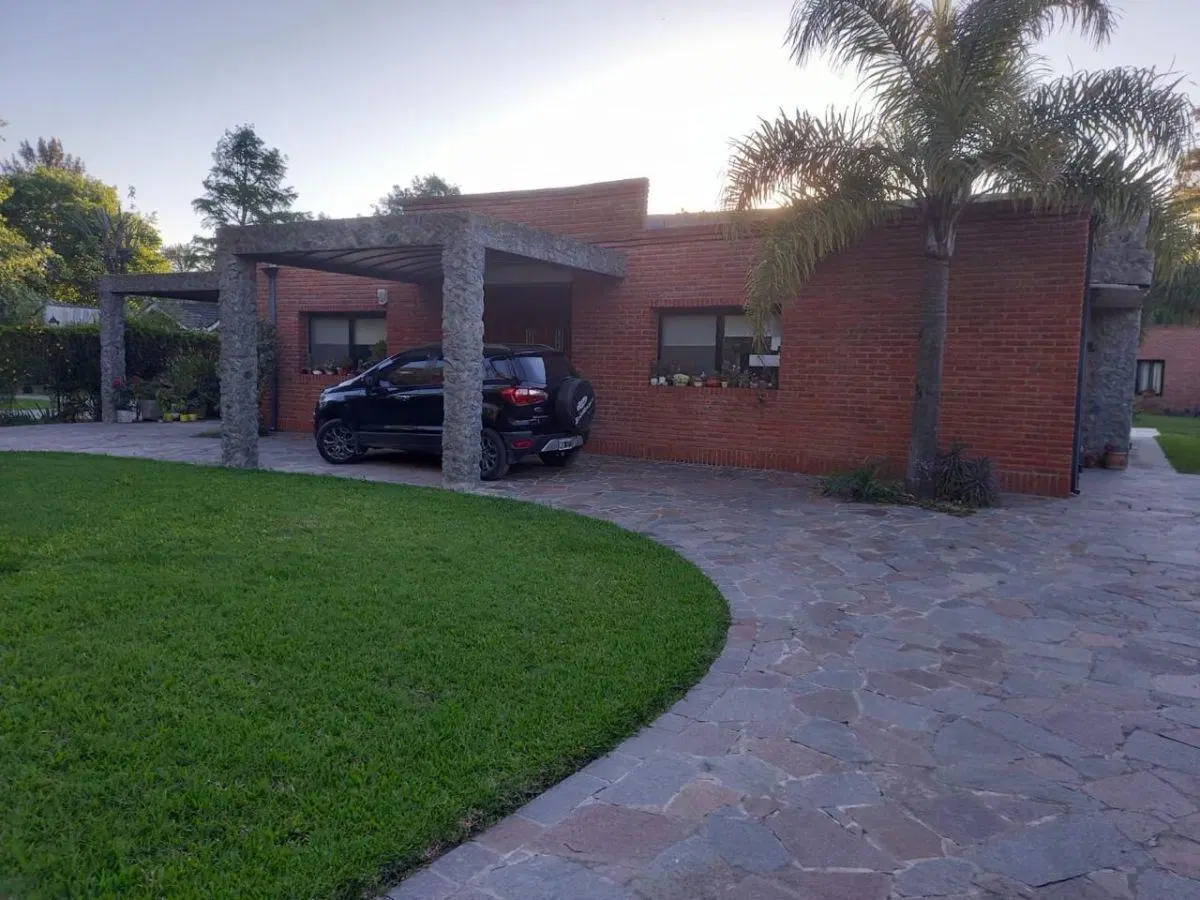 Casa en venta en Chacras de Canning Apta Crédito 4