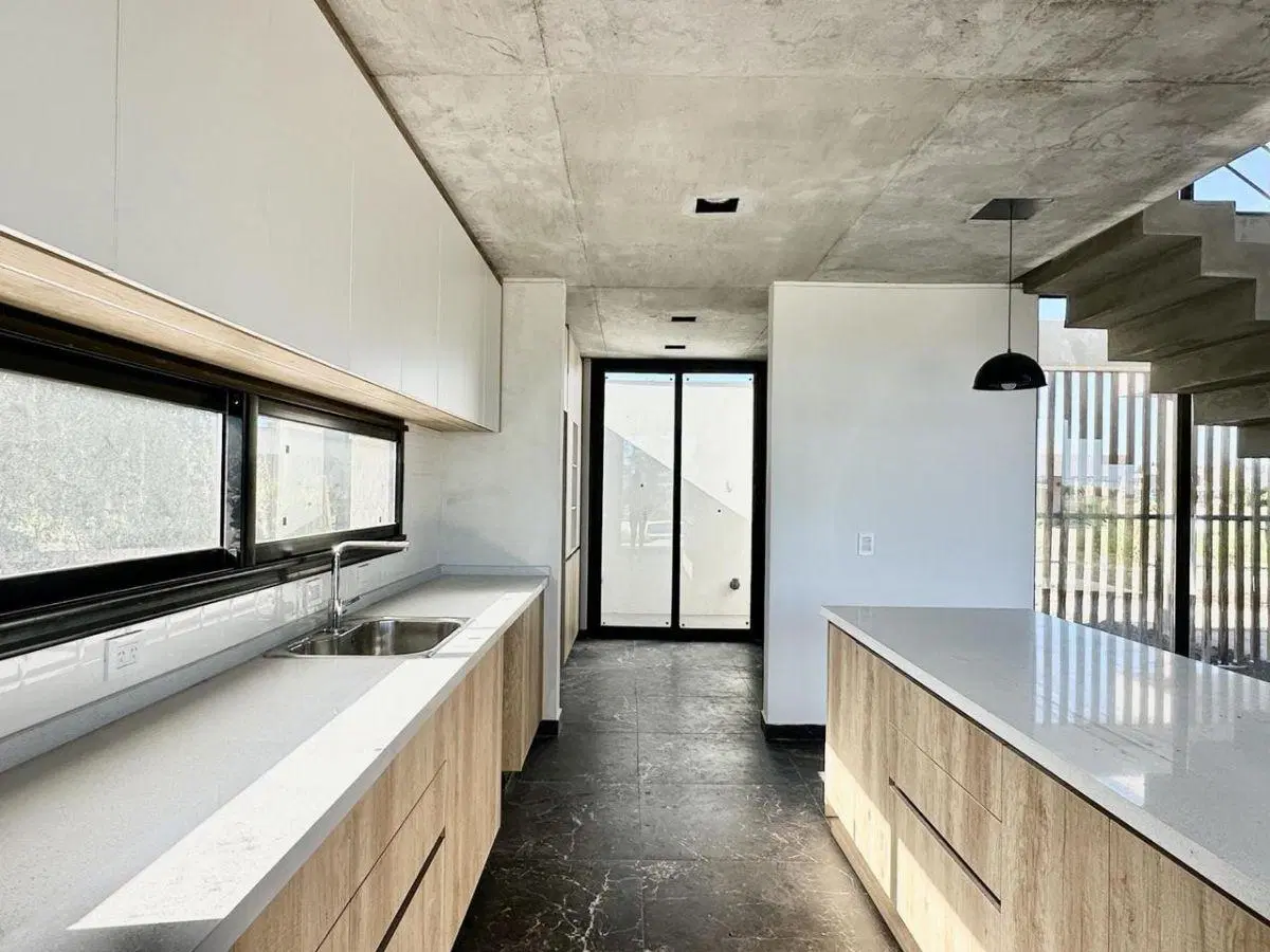 Casa a estrenar en venta Barrio Cruz Del Sur Canning 3