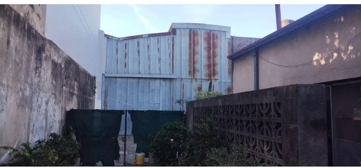 Casa antigua en venta , ideal desarrollo inmobiliario en Temperley Centro 3