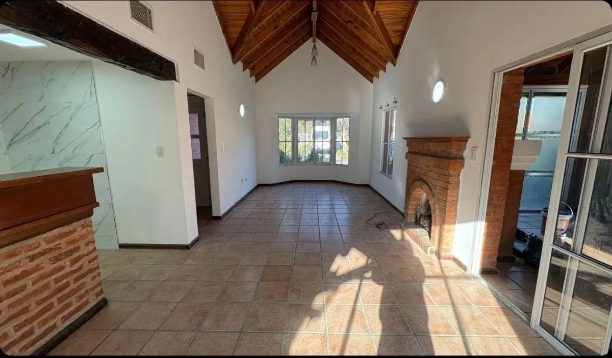 Casa en venta en Echeverría Del Lago Canning. Apto Crédito 2