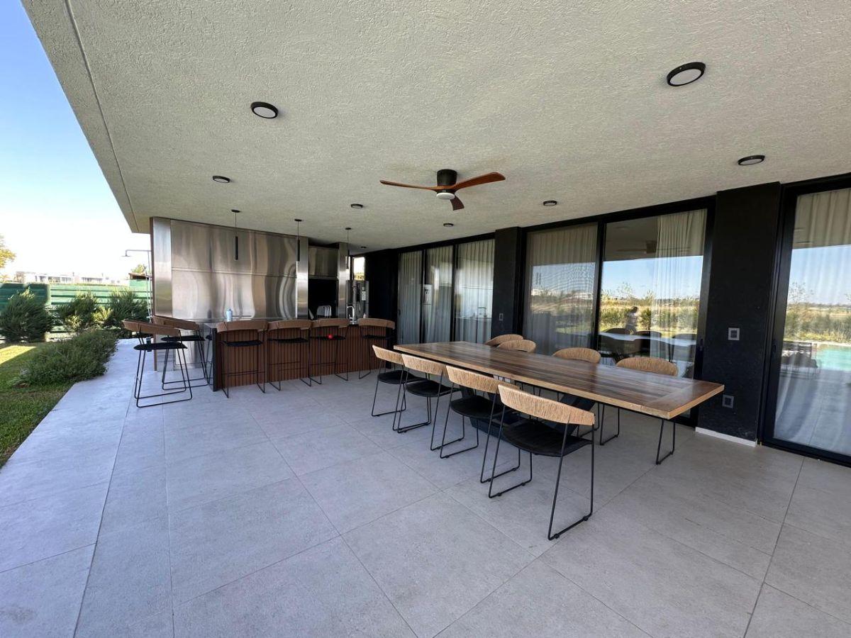 Foto de Casa en alquiler 5 suites Terralagos, Canning, imagen 3