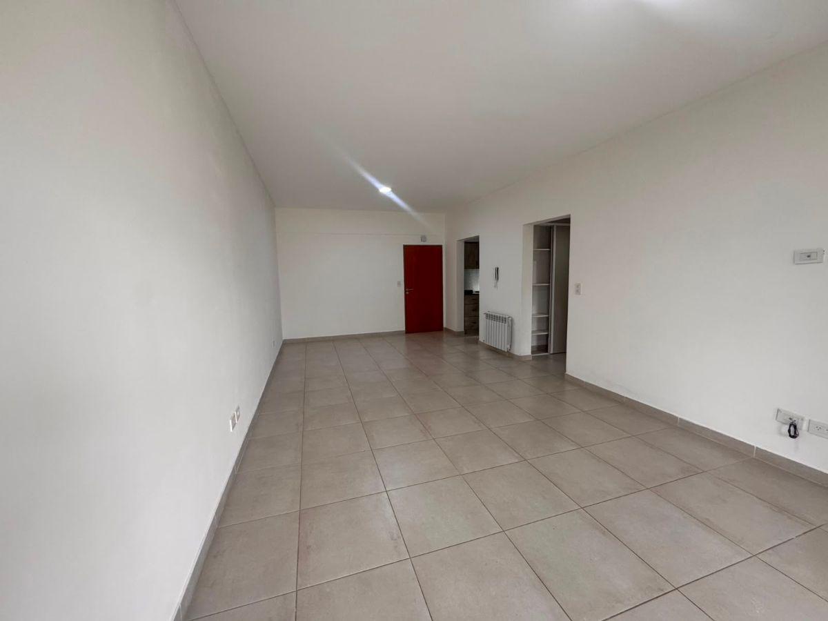 Foto de Departamento en alquiler c/ cochera en Ayres del Sur Canning, imagen 2