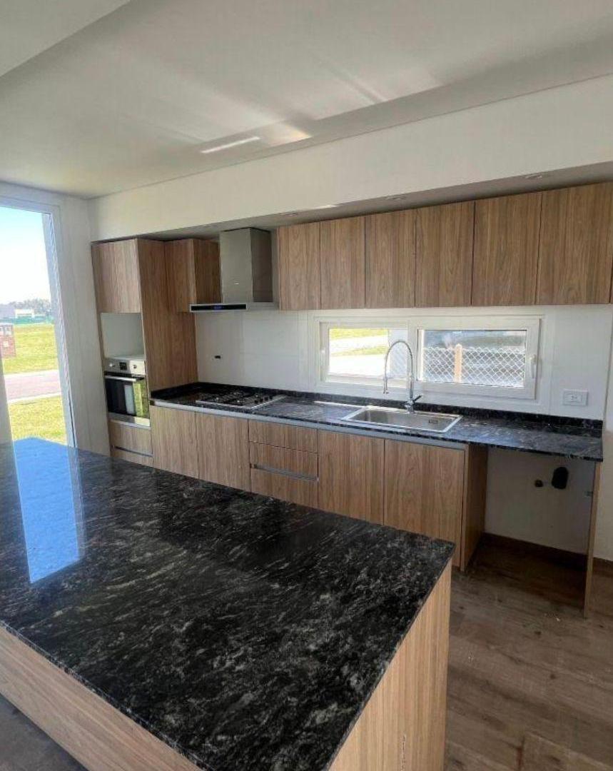 Foto de ALQUILER EXCELENTE CASA A ESTRENAR BARRIO SAN SIMÓN, CANNING, imagen 5
