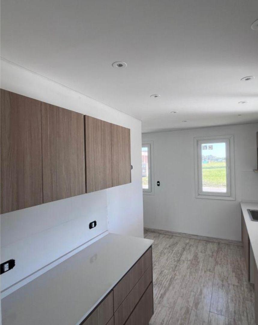 Foto de ALQUILER EXCELENTE CASA BARRIO SAN SIMÓN, CANNING, imagen 4