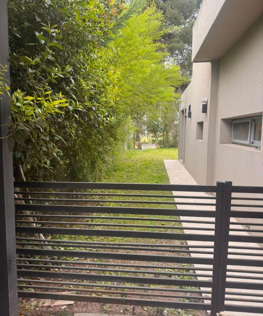 Foto de Casa en alquiler c/ cochera en El Sosiego, imagen 3
