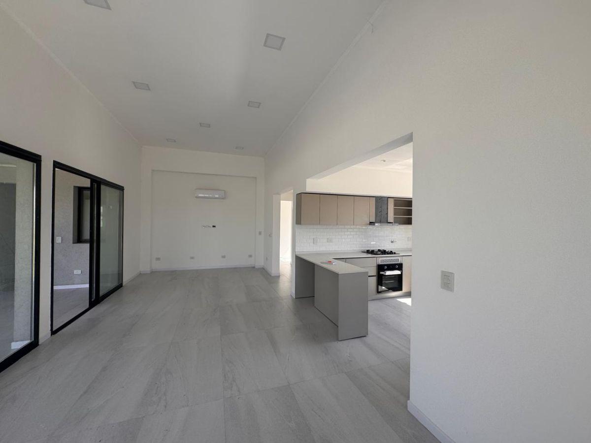 Foto de Casa en alquiler a estrenar en Lagos de Canning, imagen 2